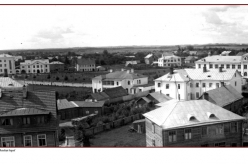 1933 - In 1930ies the town of Pechory started to develop fast. Numerous modern buildings were constructed and the town became a European small town. 
Photoes: Collections of Nikolai Gavrilov and Ahto Raudoja